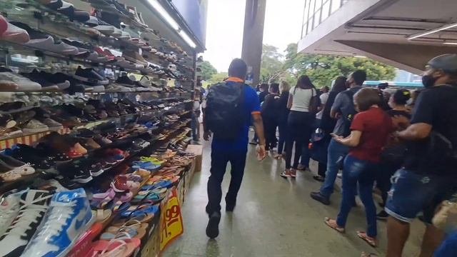 4K Walk in busy Central Station in Brasilia city, capital of Brazil - Distrito Federal, 2021 смотреть онлайн