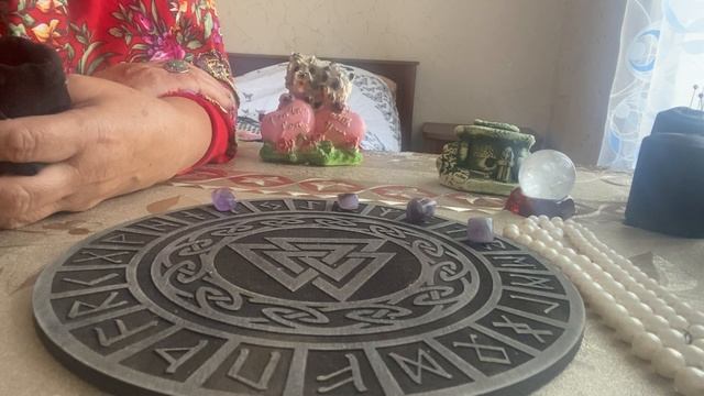 [ГАДАНИЕ НА РУНАХ] Какая удача ожидает Вас в ближайшее время смотреть онлайн