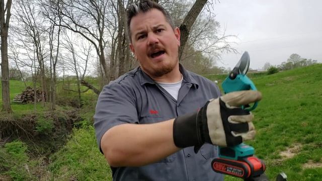 Lithium Pruning Shears VS Lever Style Shears