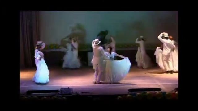 ИНТЕРДОМ Танцевальная студия "Хорошки" Колумбийский танец смотреть онлайн