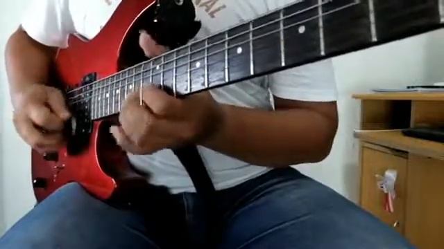 Looping on my Yamaha RGX смотреть онлайн