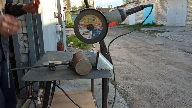 Отрезной станок из 230 болгарки смотреть онлайн