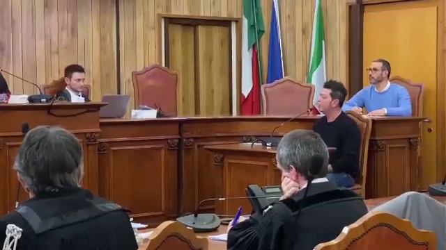 Ferrara, Colombani: "Quella voce è di igor il Russo. Ho creduto di morire" смотреть онлайн