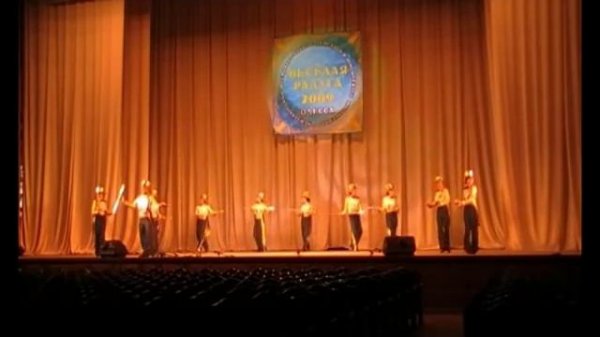 Golden Tap / Золотой Степ (Puttin' On the Ritz)