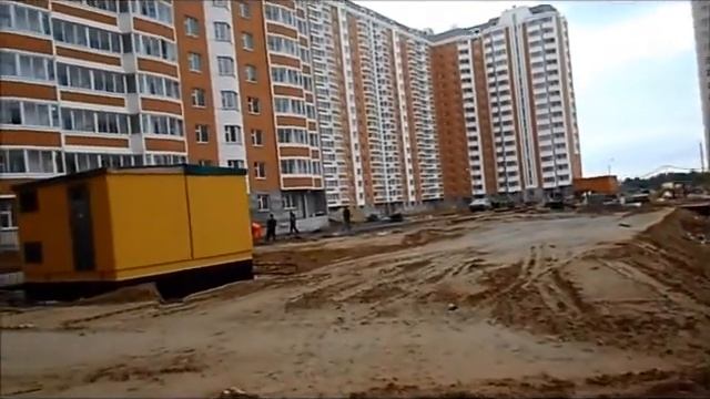 Некрасовка-парк. Прогулка вокруг 4 квартала. смотреть онлайн