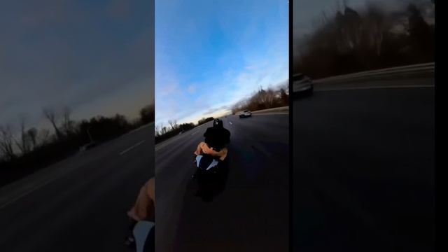 очень крутая экшн камера на мотоцикл Action Camera On A Motorcycle