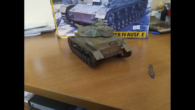 Как засунуть автомобиль в бутылку? Я у мамы моделист. Обзор сборных моделей зрителей. смотреть онлайн