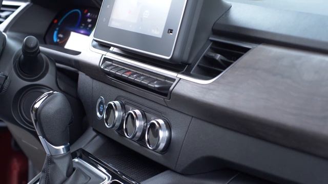 All-new Renault Kangoo E-Tech electric Interior Design in Blue смотреть онлайн