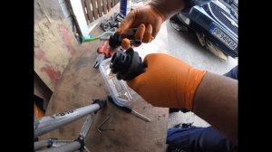 How to pump the clutch of a Chrysler Dodge / Как прокачать сцепление Chrysler Dodge