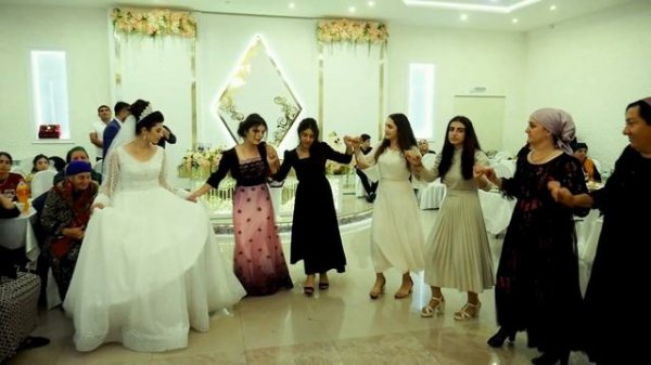 AHISKA...Anvar Bayramov-Le hanım