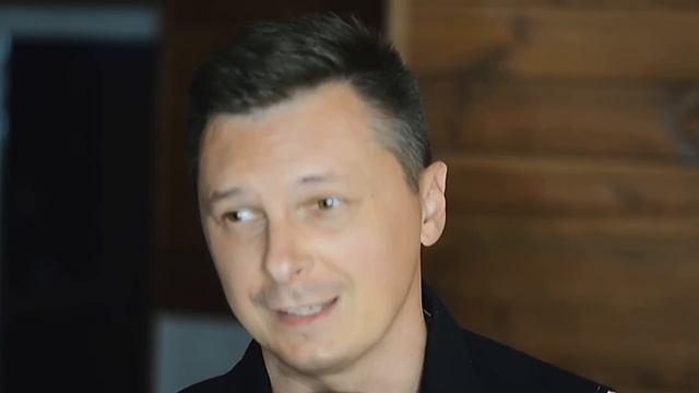 ВСЯ ПРАВДА ПРО ДЕНЬ ПОБЕДЫ! «Привет, дедуль…» Александр Егоров / Денис Витрук смотреть онлайн