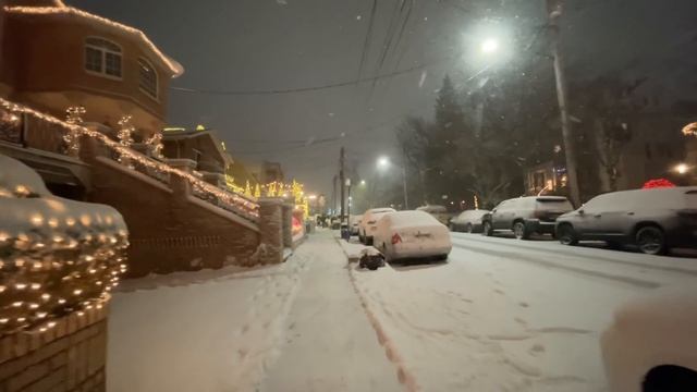 NYC LIFE 2020 | Snow Walk Christmas  In  Dyker Height-Brooklyn New York Dec.16