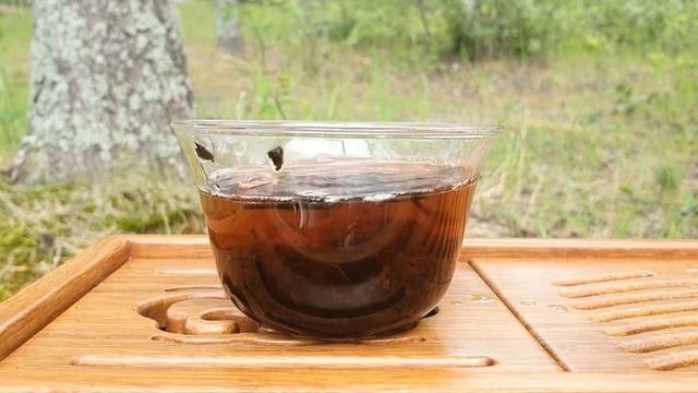 Шу Пуэр Лу Е Чунь «Пять звезд» Гунтин 2016 года смотреть онлайн