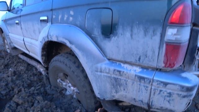 Шевроле нива вытаскивает Prado 95 смотреть онлайн