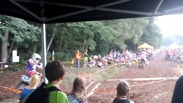 Чешская Республика. Фестиваль кроссовых мотоциклов в Чермне... смотреть онлайн