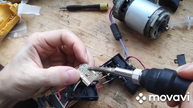 Для ремонта кнопки переключателя DeWalt dcd771 dcd776 и других моделей. смотреть онлайн