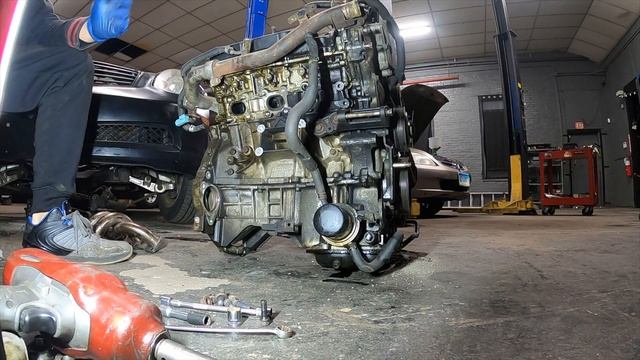 Infiniti G35 Engine Swap in Time Warp смотреть онлайн