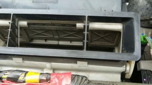 Причина заедания при смене режима обдува Lancer X