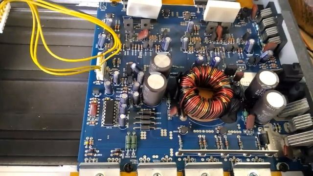 Необычная поломка автоусилителяя KICX KAP-21, не работает LPF 30-500гц. смотреть онлайн