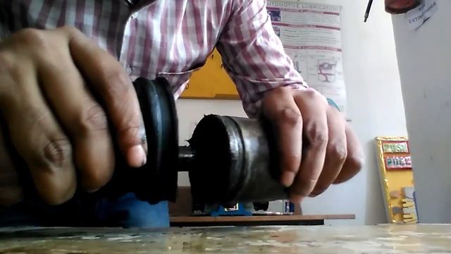 Front wheel drive mechanism | Drive shaft explained смотреть онлайн