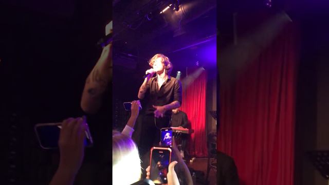 @Xolidayboy___ Тюлени /Акустика 17.09.23 Москва смотреть онлайн