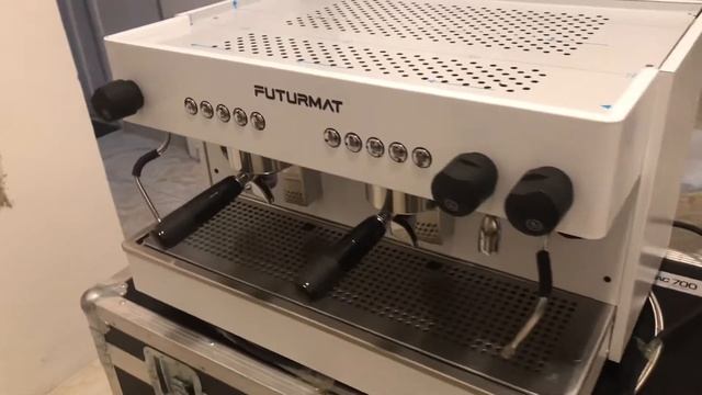 Gözəl coffee kofe aparatı axtarırsan? Budur Futurmat Ottima Evo ağ rəng смотреть онлайн