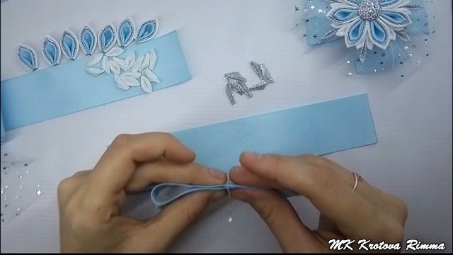 Новогодние бантики со снежинкой канзаши!!!?❄☃️ смотреть онлайн