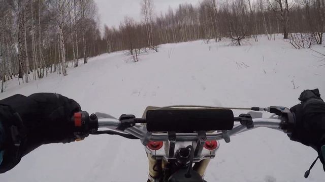 Kayo T4 по снегу на гусенице смотреть онлайн