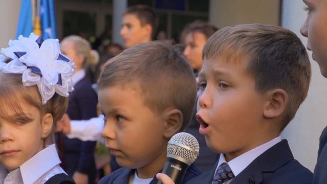 Школа «МЭШ». Праздник «1-е сентября 2016». смотреть онлайн