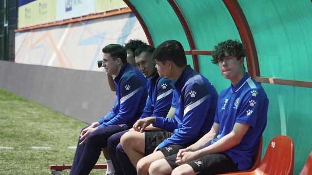 Сколько стоит воспитать футболиста? | Зарплаты игроков молодёжной лиги смотреть онлайн