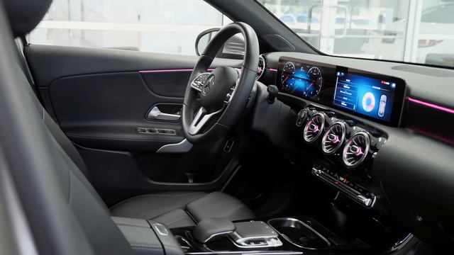 2020 Mercedes-Benz A 220 Sedan - Mojave Silver Metallic 2020 A220 - RA10839 смотреть онлайн