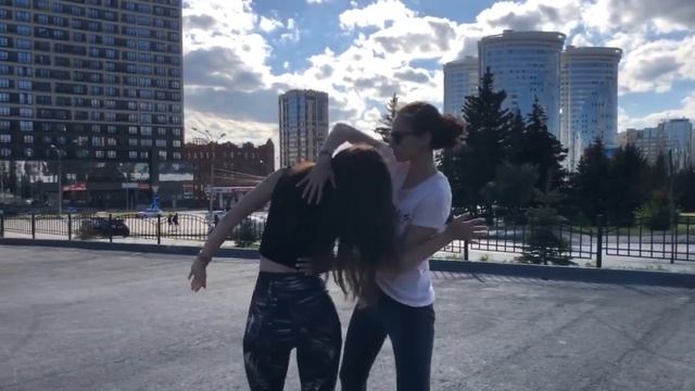 Samokrutova Evgenia & Radionova Kristina. Bachata Sensual. Señorita (DJ Tronky Bachata Remix) смотреть онлайн