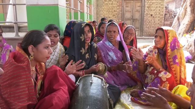 शिव-चर्चा गीत और भजन, देखिये गाँव की औरतें कैसे शिव-चर्चा करती है। |KR9 COMEDY смотреть онлайн