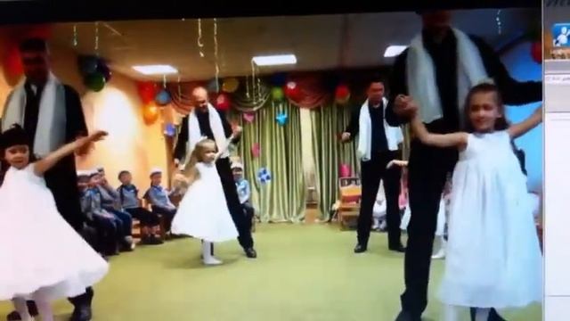 Самый трогательный танец смотреть онлайн