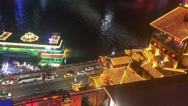 Город Чунцин (Chongqing), Китай