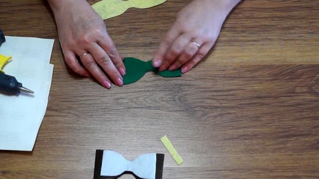 Галстук-бабочка из фетра за 5 минут. Бесплатный МК смотреть онлайн