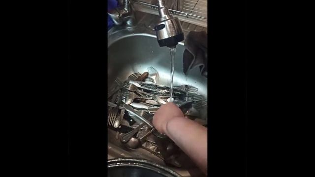 Шок! Горы грязной посуды, без фери))) смотреть онлайн