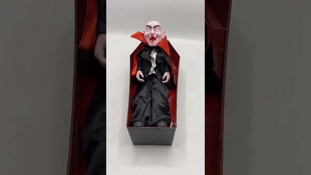 2006 PAC Animated Dracula Coffin Riser Nosferatu Vampire Pan Asian Corp смотреть онлайн