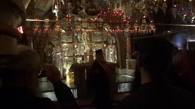 Божественная служба на Гологофе