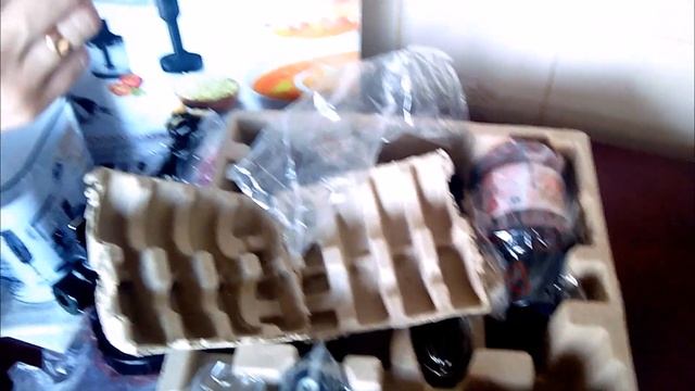 блендер Philips HR 1638/90