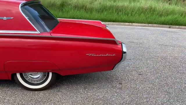 1963 Ford Thunderbird смотреть онлайн
