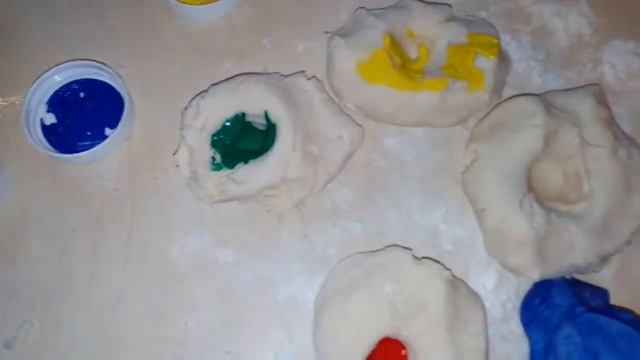 Соленое тесто для лепки, делаем цветное тесто для лепки смотреть онлайн