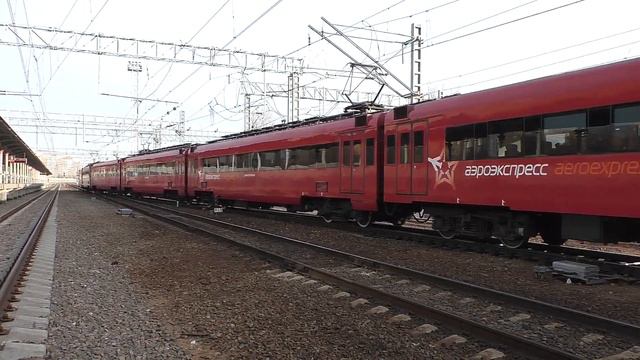 Эл.-поезд ЭД4МКМ-АЭРО-0007 (ТЧ-50) приг. поезд "Аэроэкспресс" №6023/7523 а/п Шереметьево - Одинцово смотреть онлайн