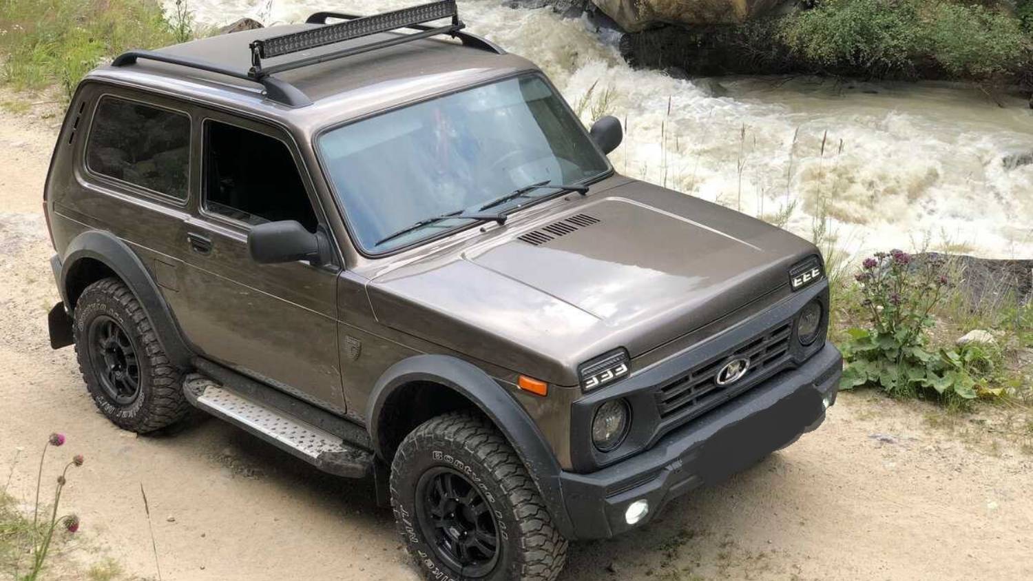 Нива - LADA (ВАЗ) 2121 (4x4) смотреть онлайн