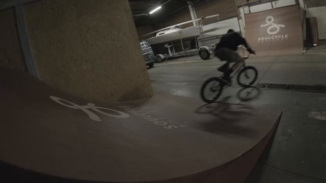 Emile Bouwman - Transporte Excepcional смотреть онлайн