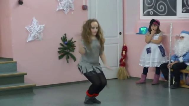 Танец бабы яги смотреть онлайн