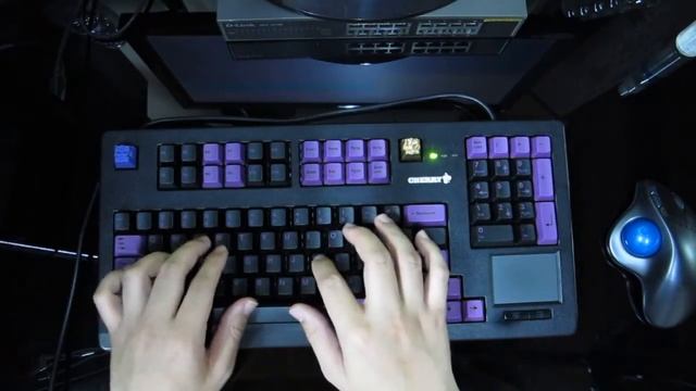 Modified Cherry G80-11900 Typing Demo смотреть онлайн
