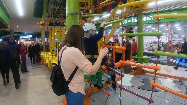 ТЦ Момо - Веревочный парк / Rope Park [2020-12-31] смотреть онлайн