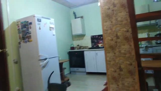 Ананас в банке?! //Гуляю с одноклассниками смотреть онлайн