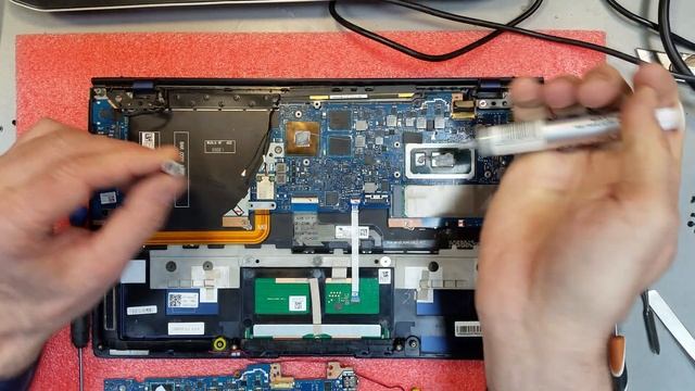 Замена материнской платы в ноутбуке Asus UX333FN. смотреть онлайн